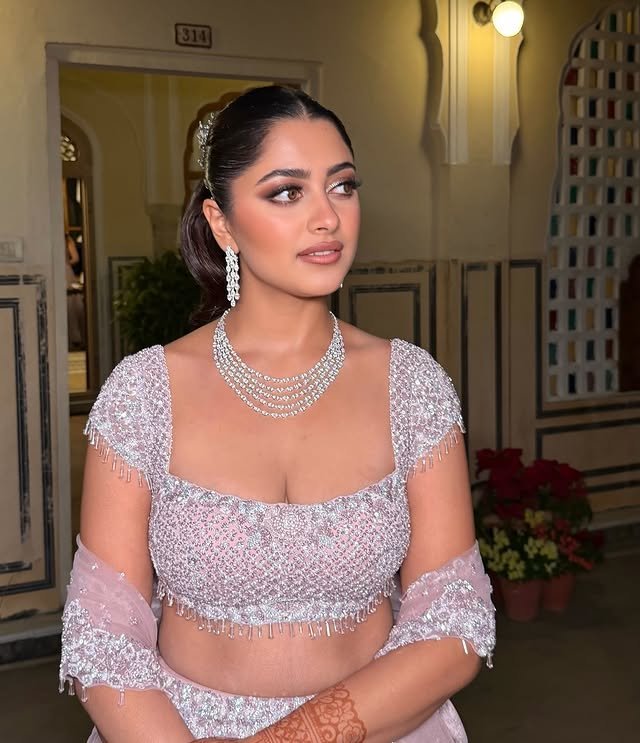 Beauty & Wardrobe in Delhi – Ekta Lulla – photo 5