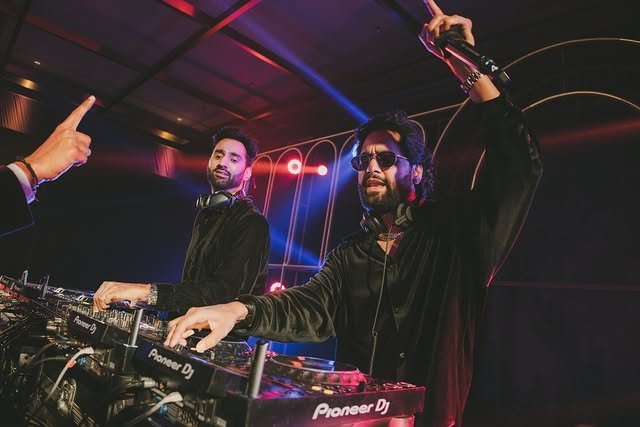 Entertainment & Performers in Delhi – Pro Bros – photo 5