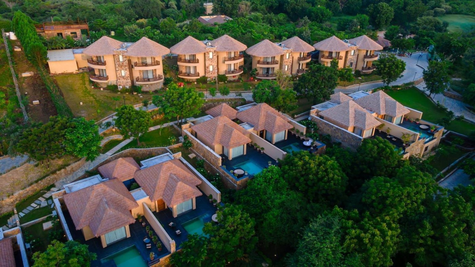 Venue in Udaipur – The Tree of Life Vantara Resort – photo 2