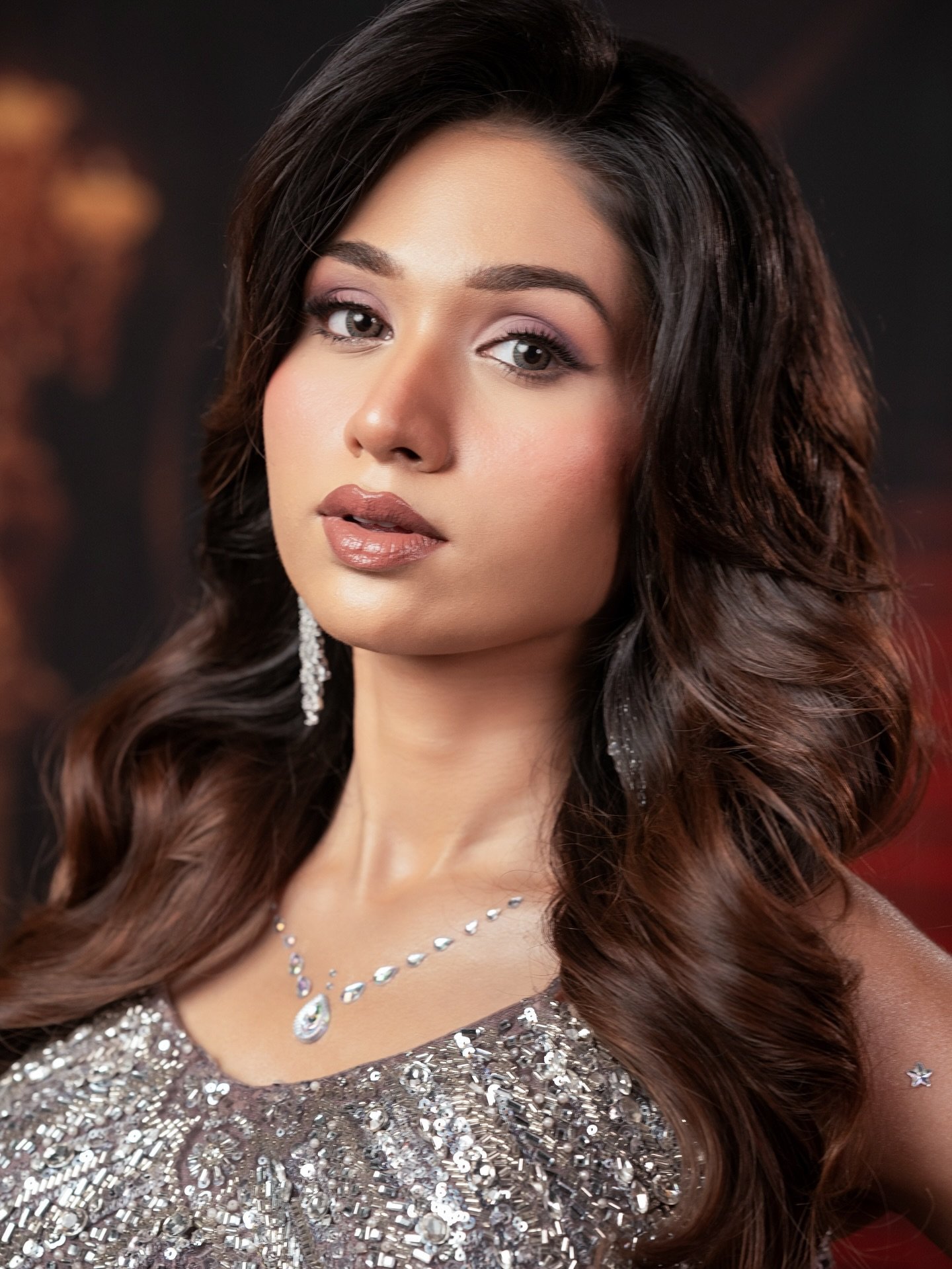 Beauty & Wardrobe in Ahmedabad – Riddhima Master – photo 2