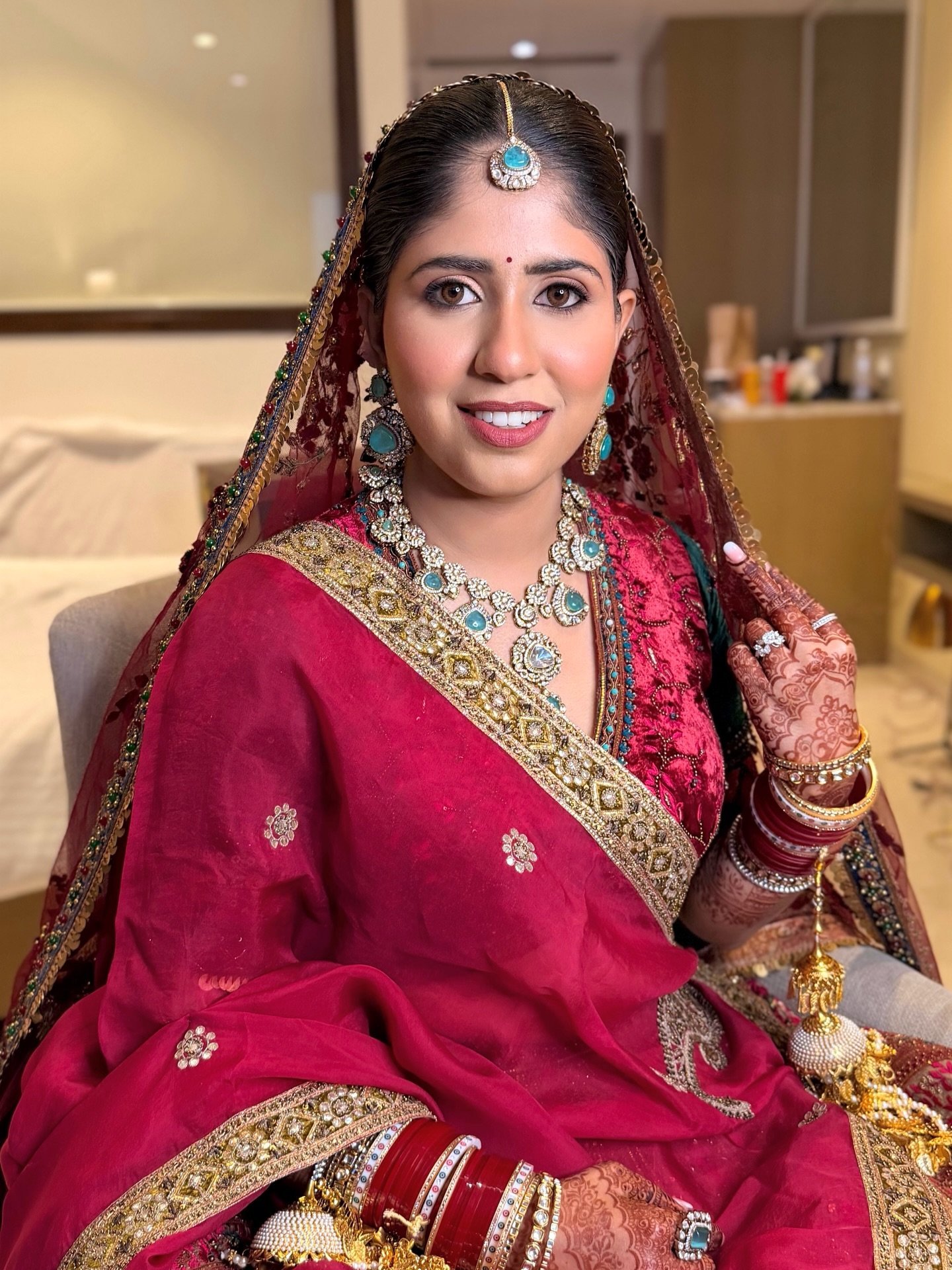 Beauty & Wardrobe in Ahmedabad – Riddhima Master – photo 5
